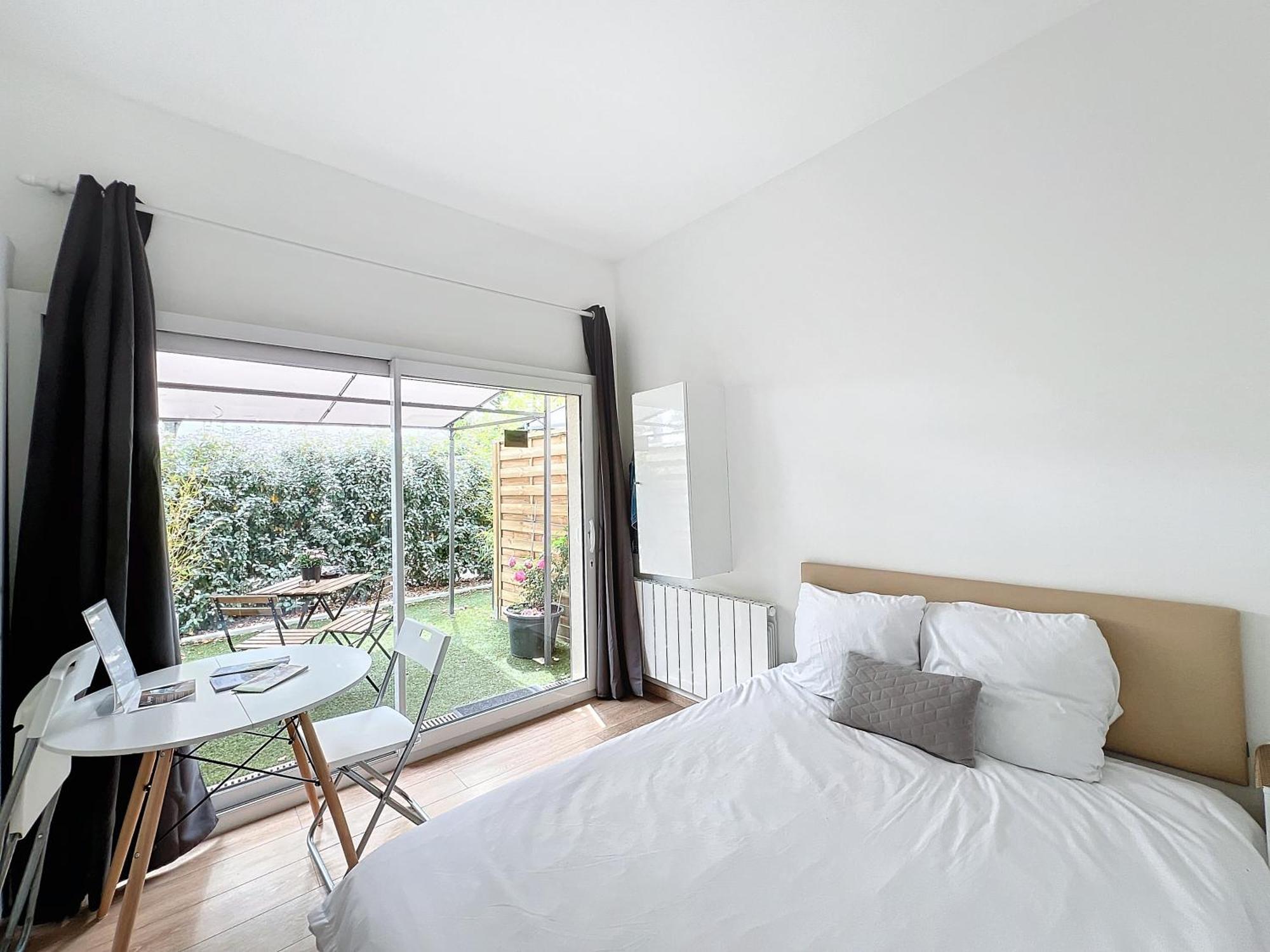 Appart'Hotel Le Clos Lassagne A Brignais - Lyon Sud Bagian luar foto