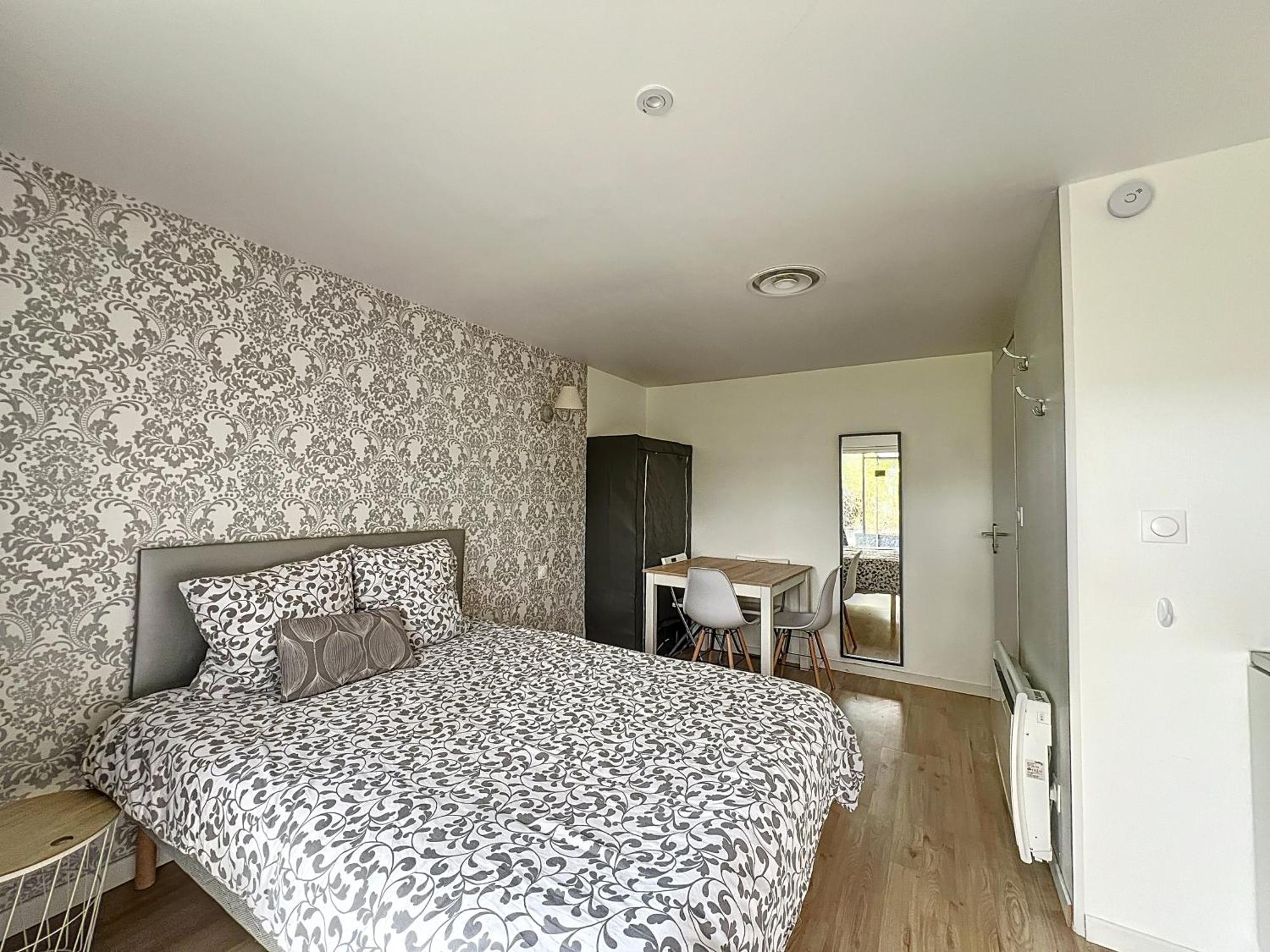 Appart'Hotel Le Clos Lassagne A Brignais - Lyon Sud Bagian luar foto