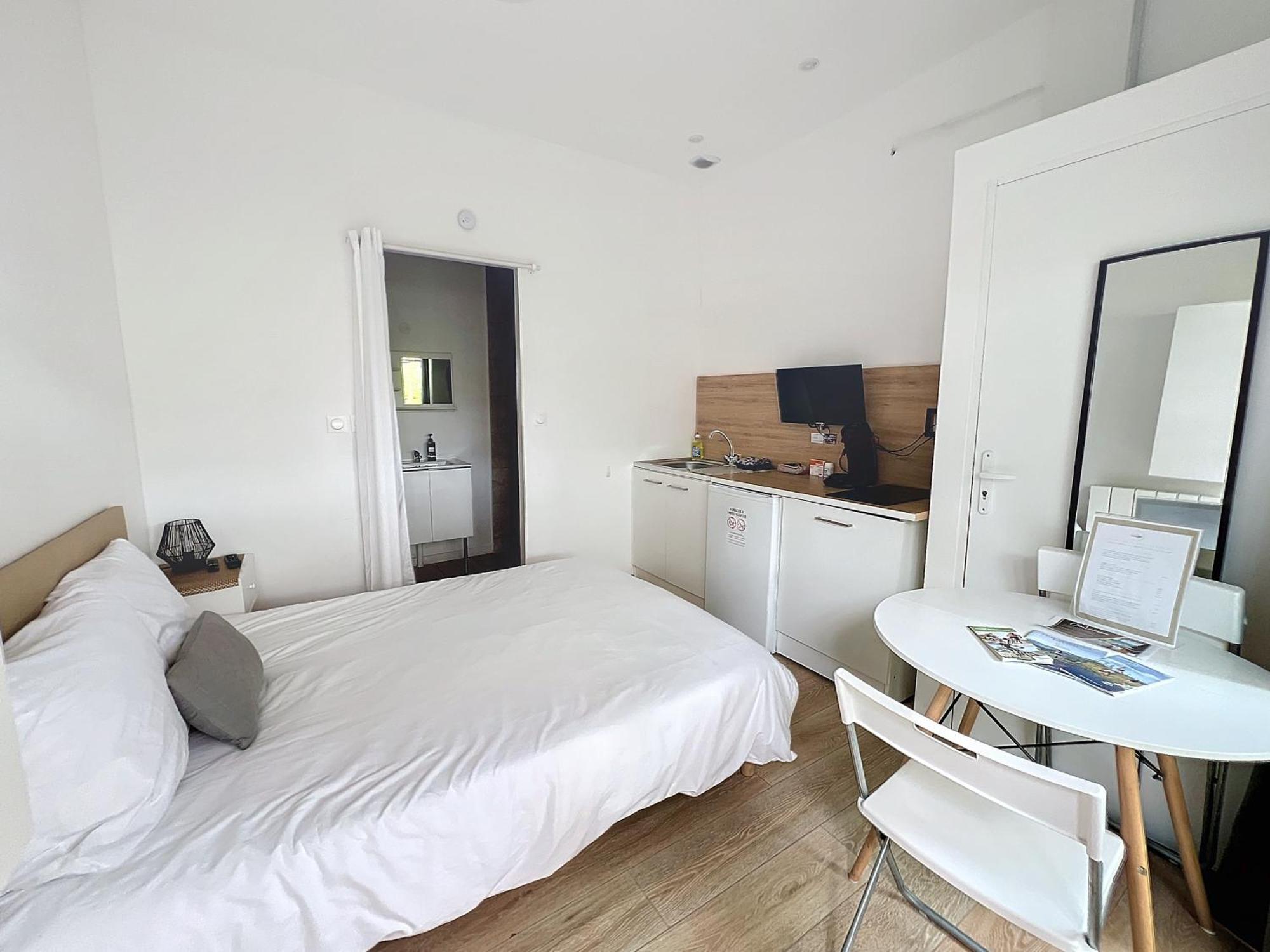 Appart'Hotel Le Clos Lassagne A Brignais - Lyon Sud Bagian luar foto