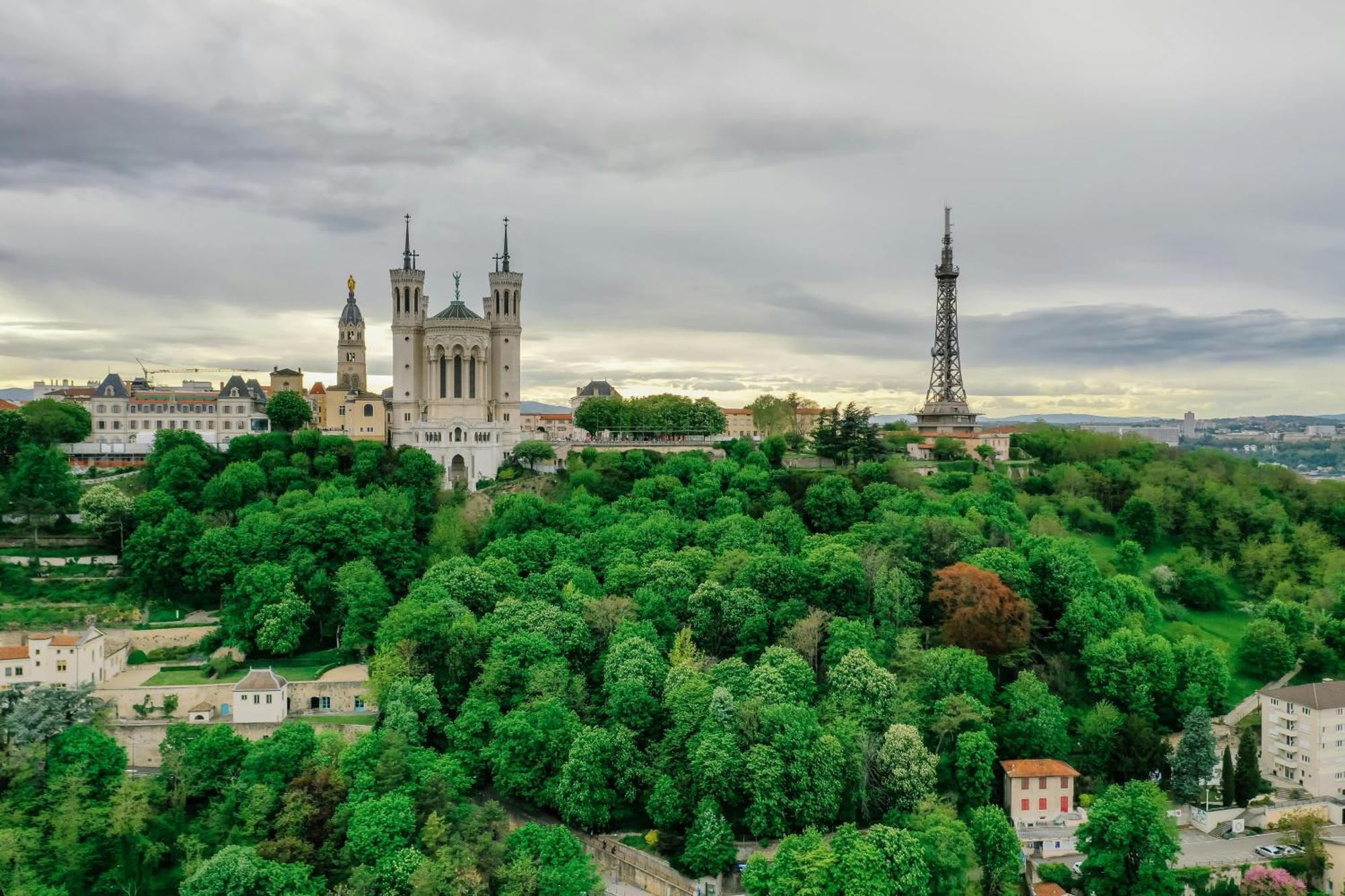Appart'Hotel Le Clos Lassagne A Brignais - Lyon Sud Bagian luar foto