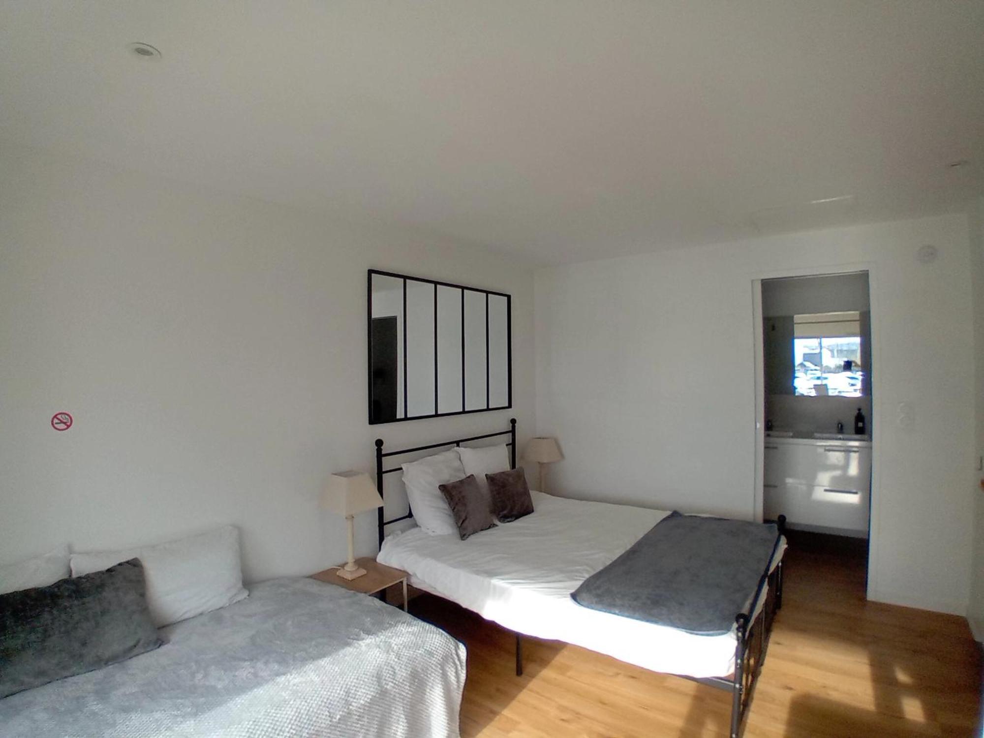 Appart'Hotel Le Clos Lassagne A Brignais - Lyon Sud Bagian luar foto